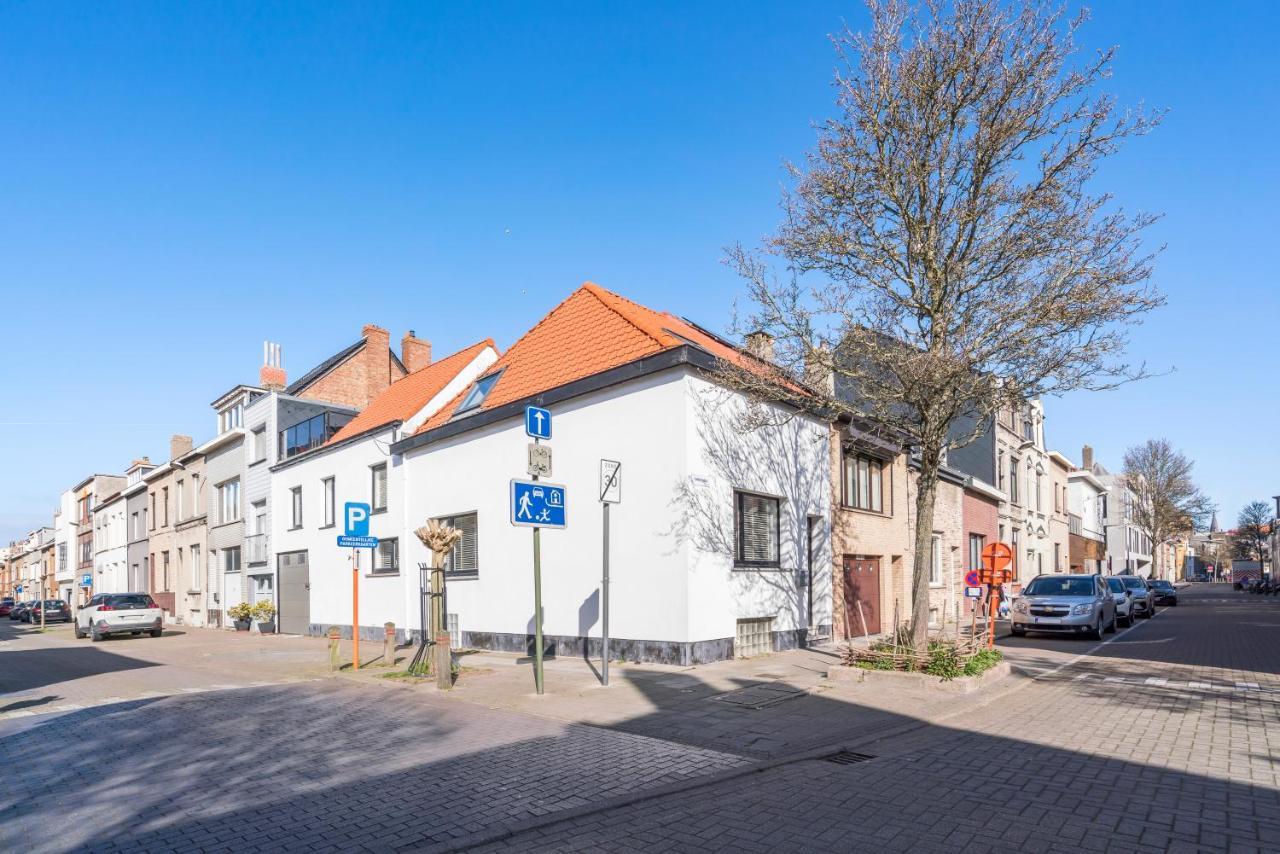 Vakantiehuis Sersea - Spacious House In With Garage